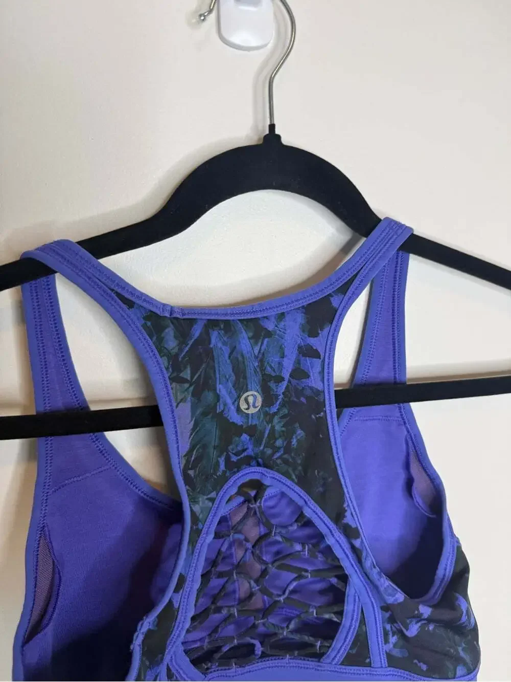 Lululemon Sweaty or Not Bra size 6 purple